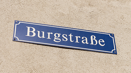 Strassenschild.png