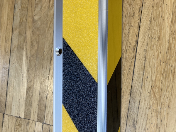 Antirutsch Treppenkantenprofil, Safety-Stair, schwarz/gelb, Aluminium, 60 x 1000 mm, R13