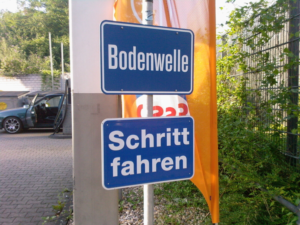 Hinweisschild, Schritt fahren, Alu geprägt