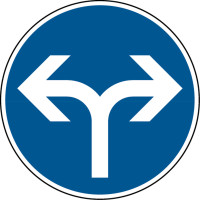 Verkehrszeichen - Vorgeschriebene Fahrtrichtung rechts oder links, Zeichen 214-30
